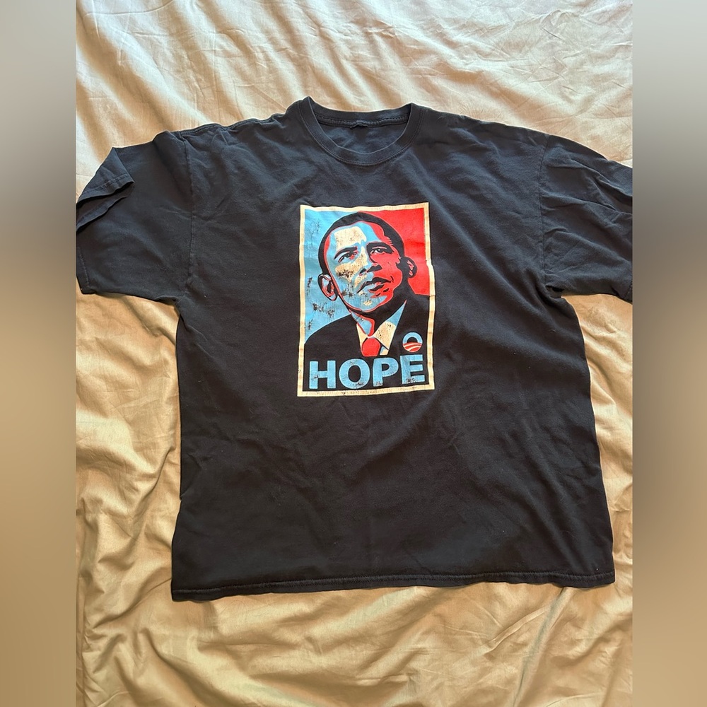 Vintage Barack Obama t shirt . Size XL